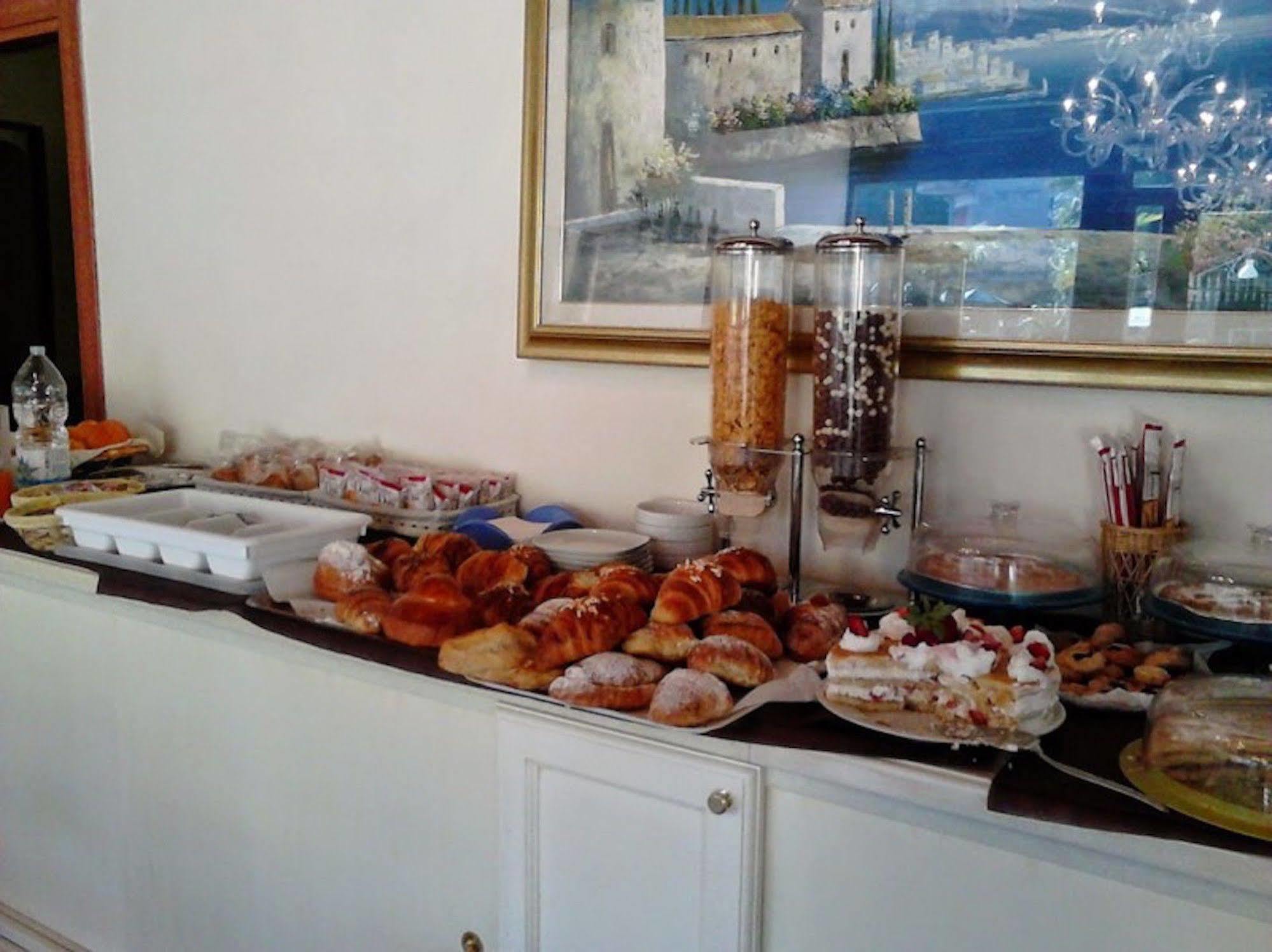 Hotel Federico II Napoli Ngoại thất bức ảnh